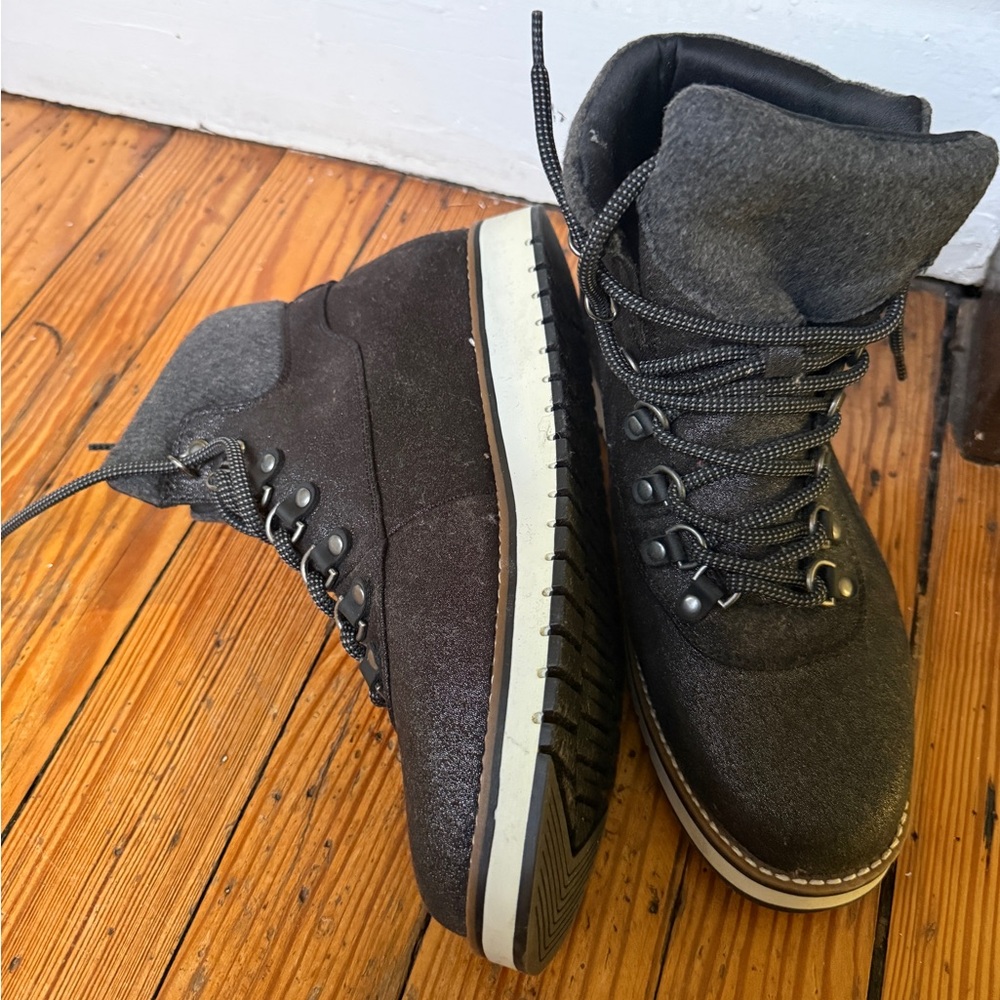 Women’s Black High-Top Boots